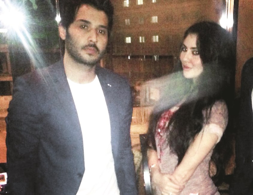 u0639u0628u062fu0627u0644u0639u0632u064au0632 u0627u0644u0643u0633u0651u0627u0631 u0645u0639 u0645u0631u064au0645 u062du0633u064au0646