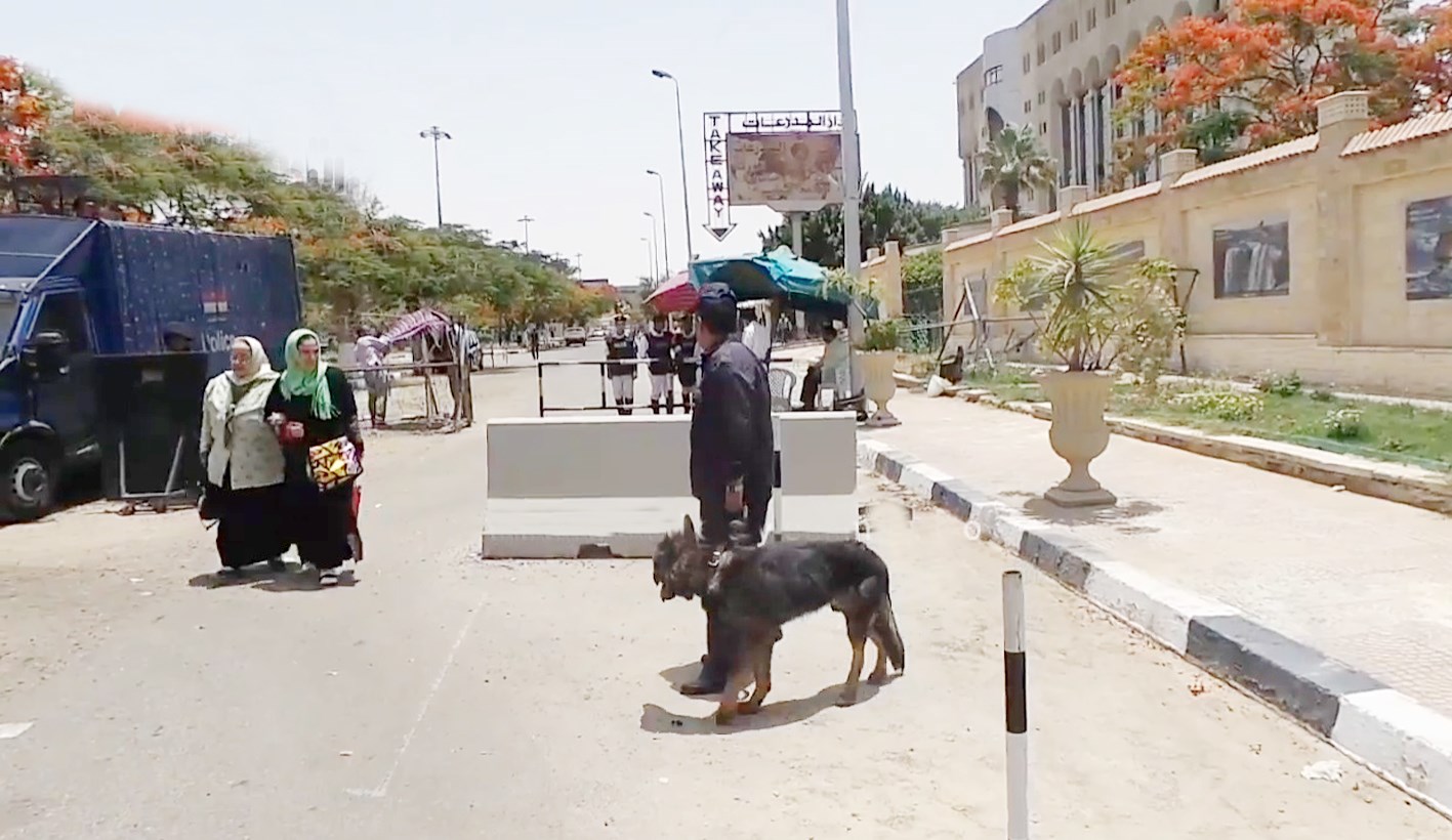 u0625u062cu0631u0627u0621u0627u062a u0623u0645u0646u064au0629 u062du0648u0644 u0627u0644u0645u062du0643u0645u0629 u0627u0644u062fu0633u062au0648u0631u064au0629 u0627u0644u0639u0644u064au0627 u062du064au062b u0633u062au062cu0631u0649 u0639u0645u0644u064au0629 u062au0646u0635u064au0628 u0627u0644u0645u0634u064au0631 u0627u0644u0633u064au0633u064a u0631u0626u064au0633u0627u064b u0644u0644u062cu0645u0647u0648u0631u064au0629