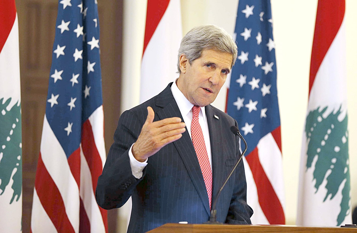 u0643u064au0631u064a u0645u062au062du062fu062bu0627 u062eu0644u0627u0644 u0645u0624u062au0645u0631u0647 u0627u0644u0635u062du0627u0641u064a u0641u064a u0628u064au0631u0648u062a (u0631u0648u064au062au0631u0632)