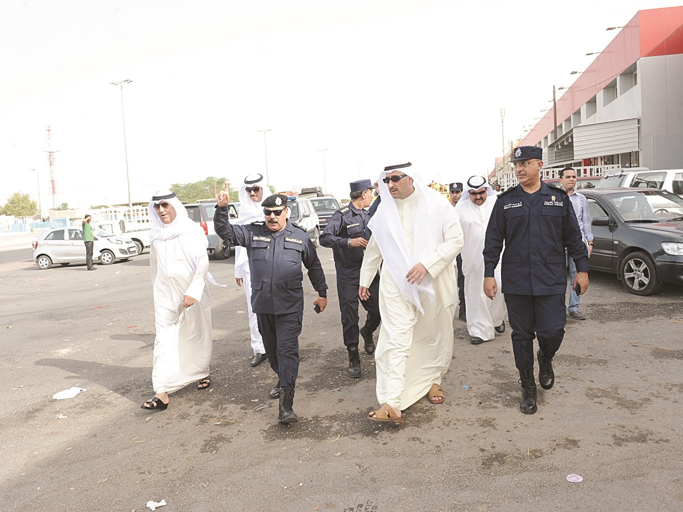 فيصل المالك والعلي ورجاله ... تحت عين الشمس