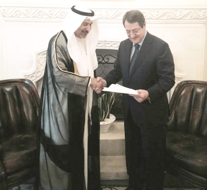 u0627u0644u0633u0641u064au0631 u0627u0644u0648u0647u064au0628 u064au0642u062fu0645 u062au0628u0631u0639 u0627u0644u0643u0648u064au062a u0644u0644u0631u0626u064au0633 u0627u0644u0642u0628u0631u0635u064a