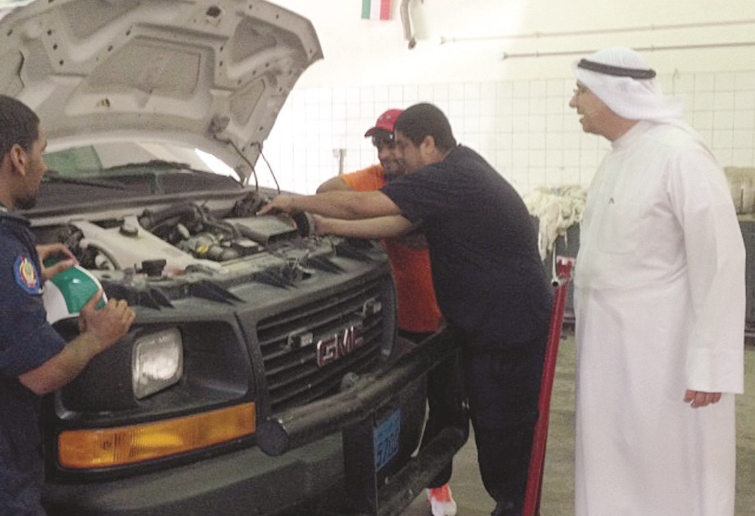 الحطاب متابعا أعمال الصيانة