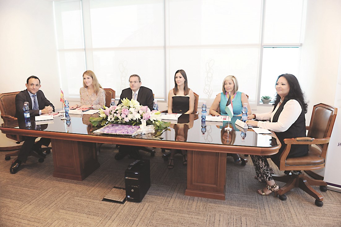 u062cu0627u0646u0628 u0645u0646 u0627u0644u0645u0624u062au0645u0631