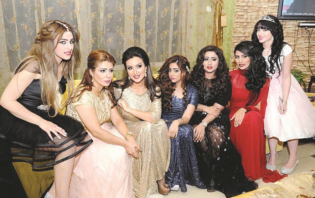 جميلات «للحب جنون»