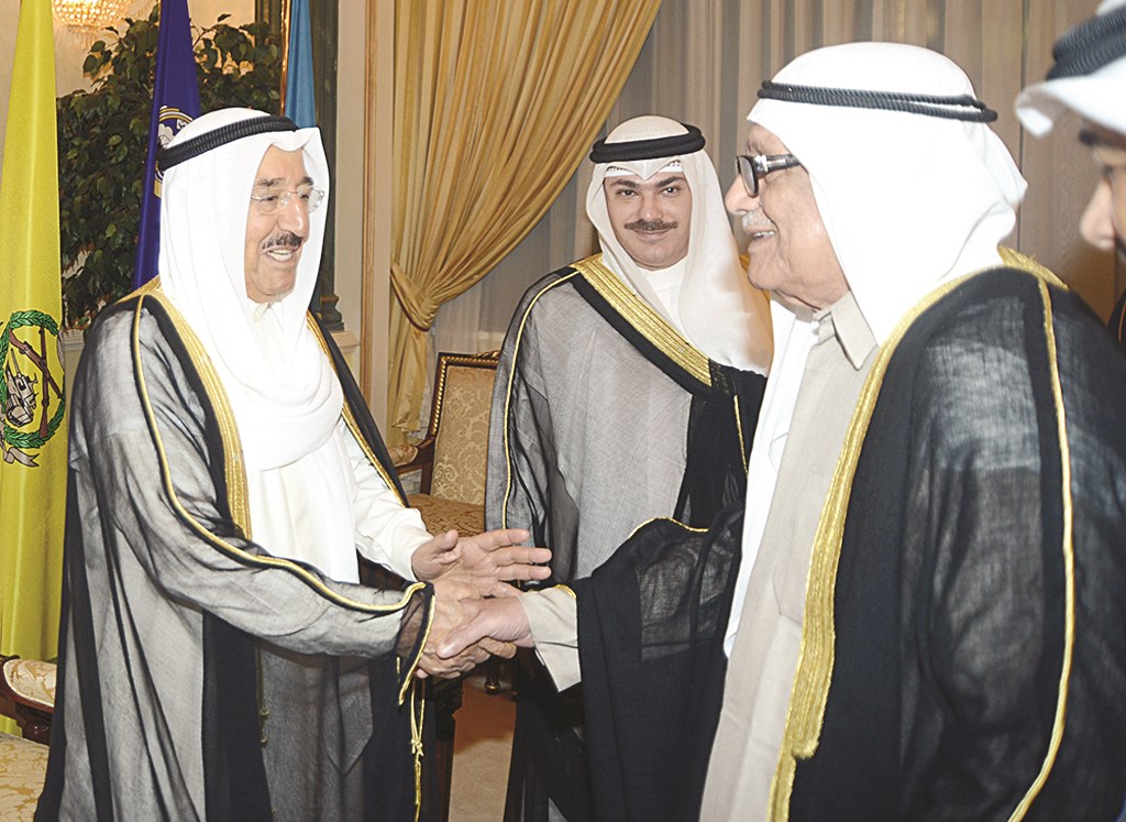 صالح العجيري يقدم التهاني