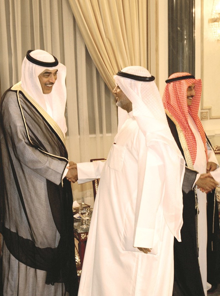 صباح الخالد يتلقى التهاني من دعيج الشمري