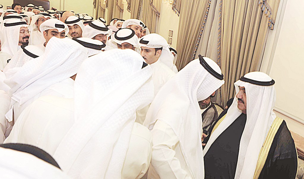 توافد المهنئين على حفل الاستقبال