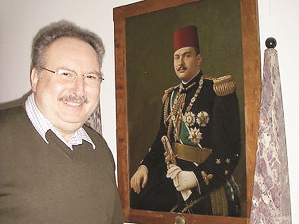 u0627u0644u0623u0645u064au0631 u0623u062du0645u062f u0641u0624u0627u062f u0628u062cu0627u0646u0628 u0635u0648u0631u0629 u0648u0627u0644u062fu0647 u0627u0644u0645u0644u0643 u0627u0644u0633u0627u0628u0642 u0641u0627u0631u0648u0642