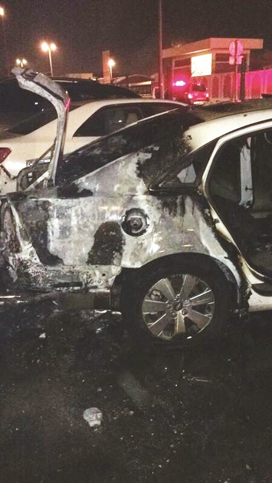 المشتعلة في المطار