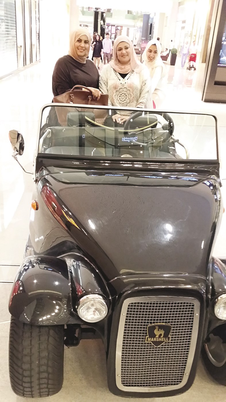 جولة في دبي مول