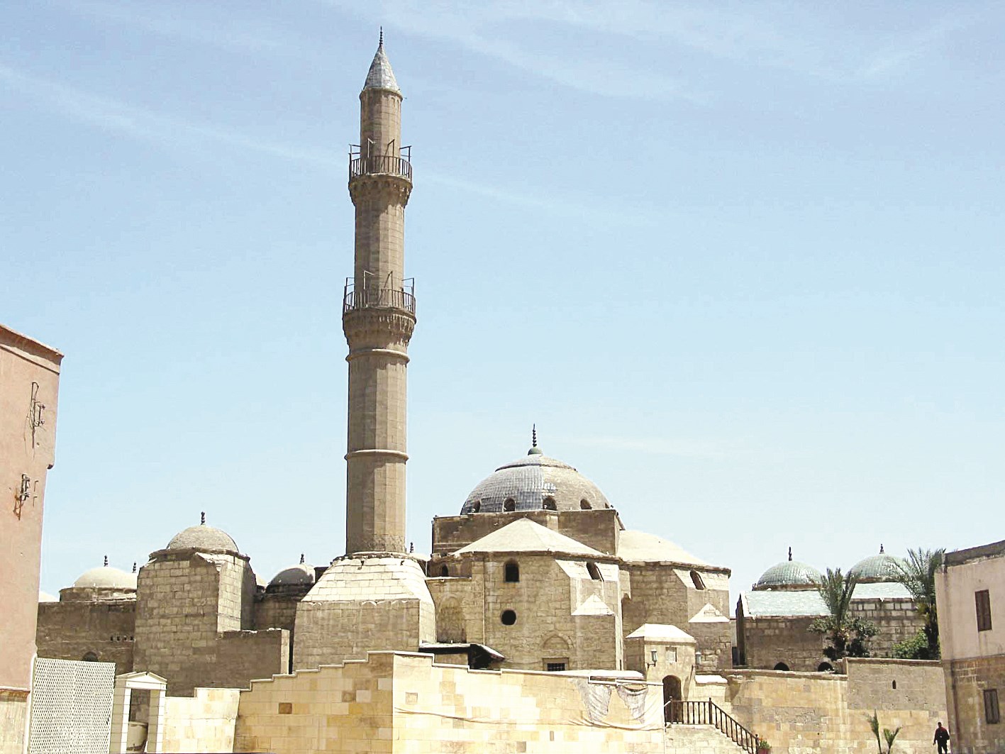 u0645u0633u062cu062f u0633u0644u064au0645u0627u0646 u0628u0627u0634u0627 u0627u0644u062eu0627u062fu0645 u0623u0648u0644 u0645u0633u062cu062f u0639u0644u0649 u0627u0644u0637u0631u0627u0632 u0627u0644u0639u062bu0645u0627u0646u064a u0628u0645u0635u0631