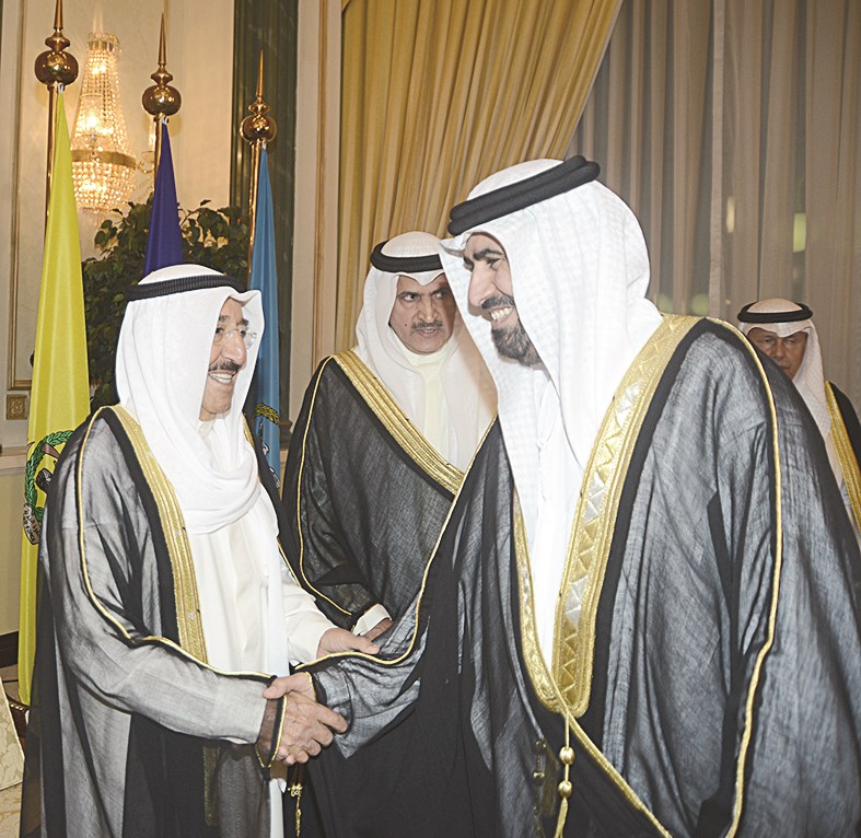 ... والسفير الإماراتي