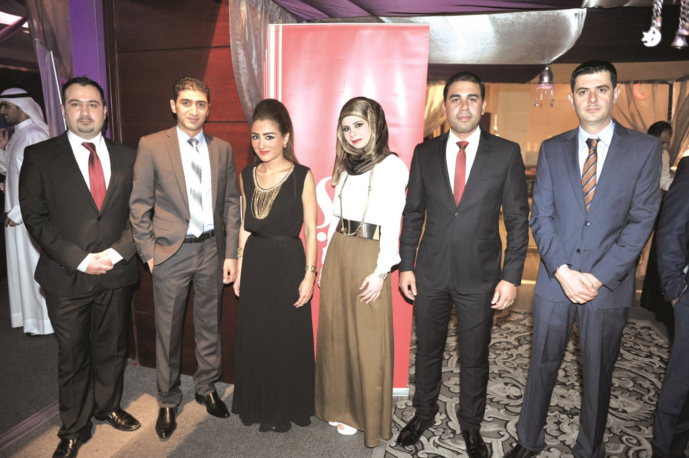 الزملاء في إدارة الإعلان في جريدة «الراي»