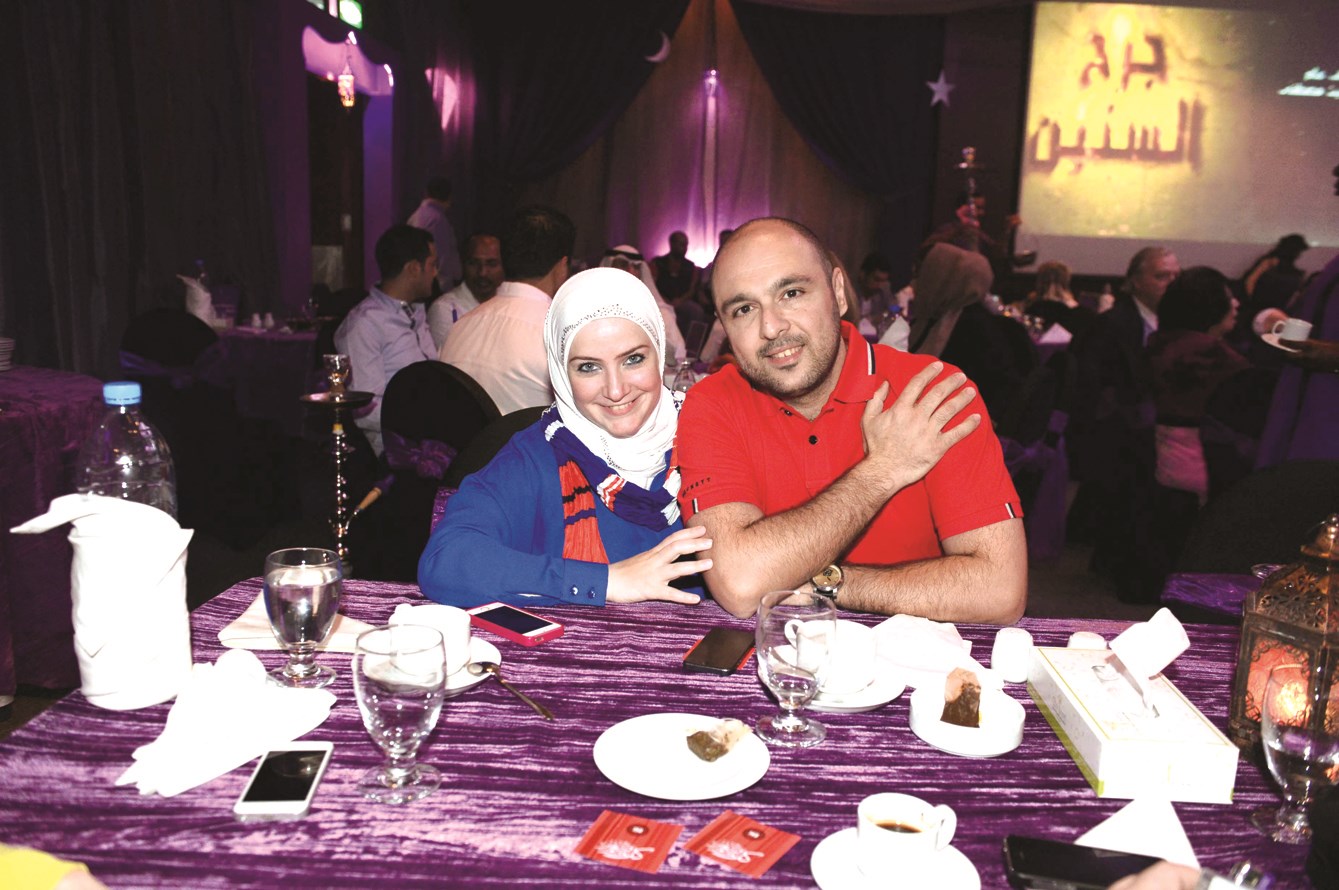 مازن هيكل وحرمه