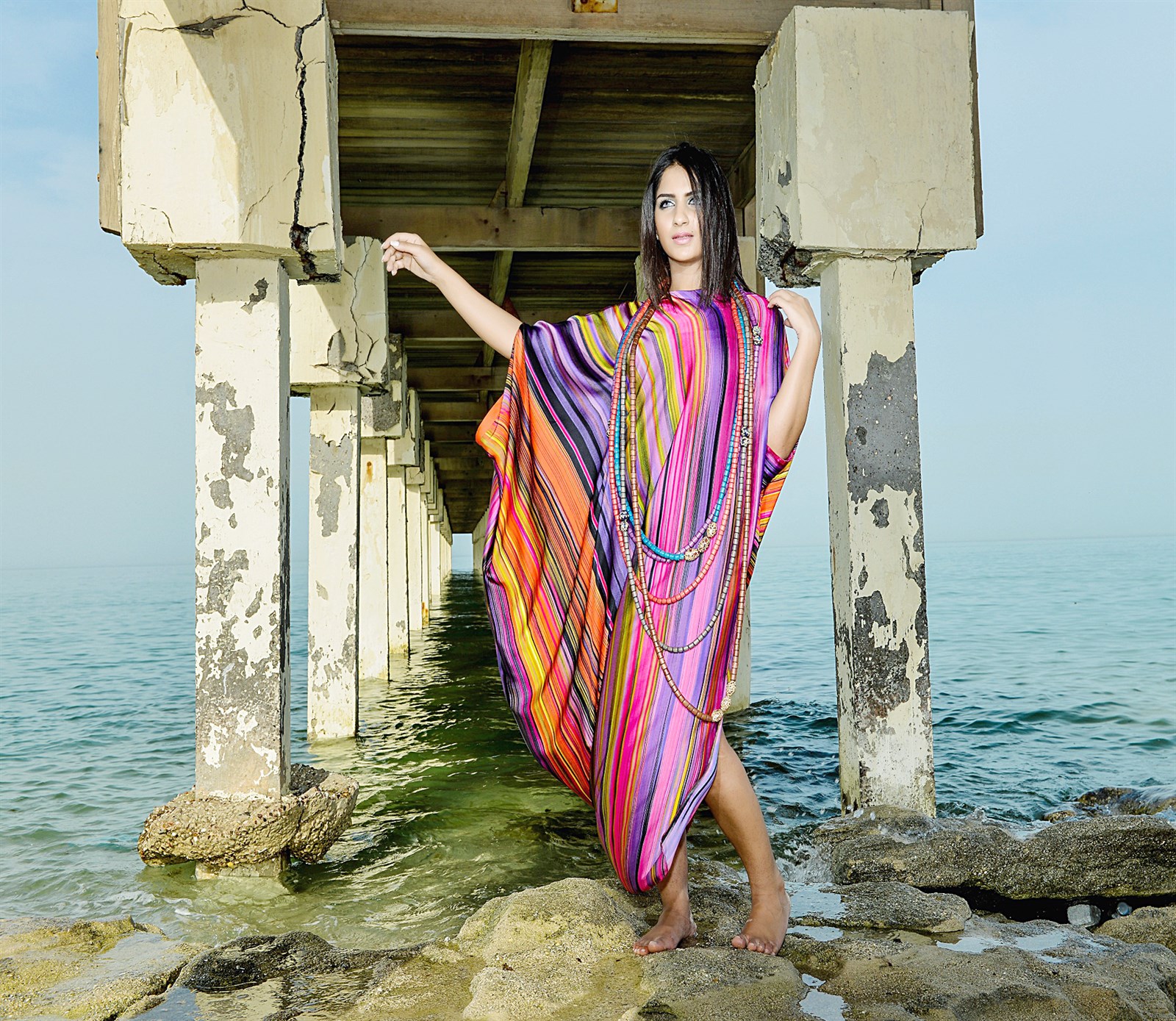 أزياء عصرية