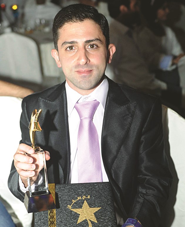 محمد الحسيني نال جائزة تكريمية