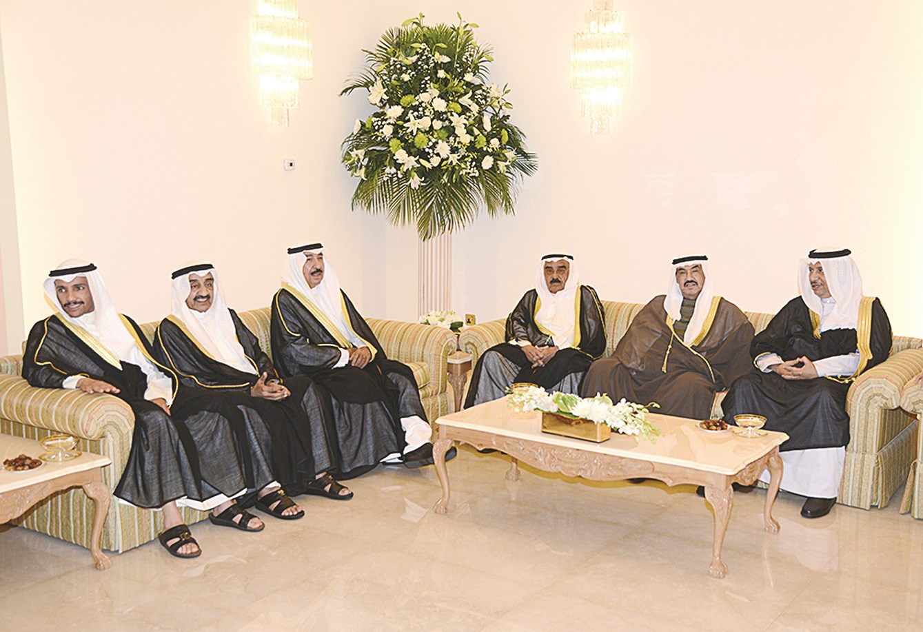 الغانم والخرافي وجابر العبدالله وفيصل السعود والمحمد والمبارك في حفل الاستقبال