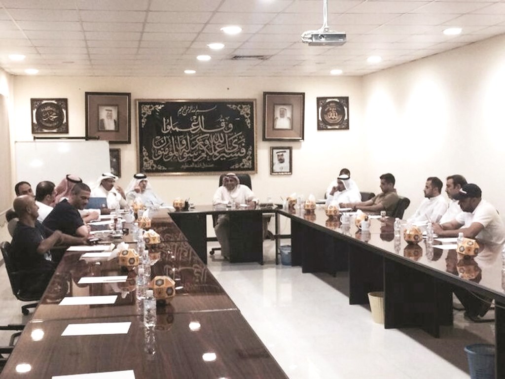 رضا معرفي يترأس الاجتماع