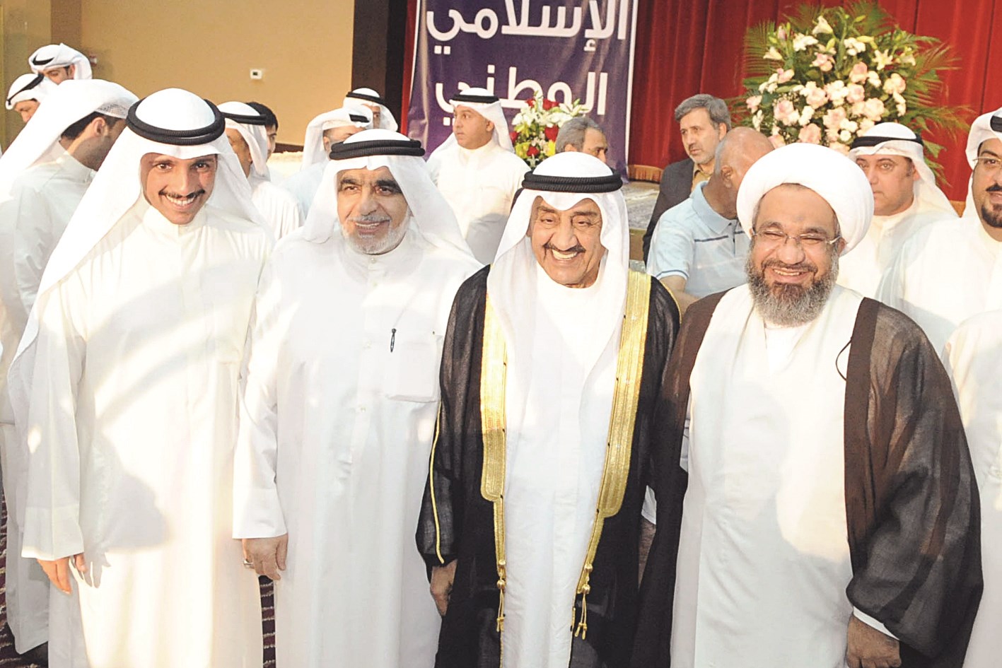 u0627u0644u062eu0631u0627u0641u064a u0648u0627u0644u063au0627u0646u0645 u064au0647u0646u0626u0627u0646 u0627u0644u0645u0639u062au0648u0642 u0648u0639u0628u062fu0627u0644u0635u0645u062f