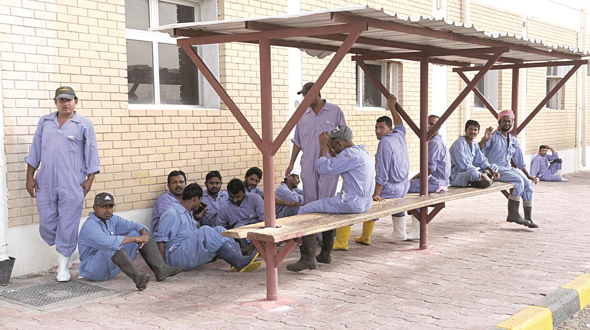 u0627u0644u0639u0645u0627u0644 u0627u0644u0645u0639u062au0635u0645u0648u0646 (u062au0635u0648u064au0631 u0637u0627u0631u0642 u0639u0632 u0627u0644u062fu064au0646)