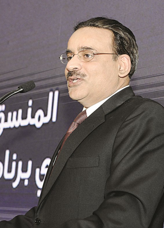 مبشر شيخ متحدثاً