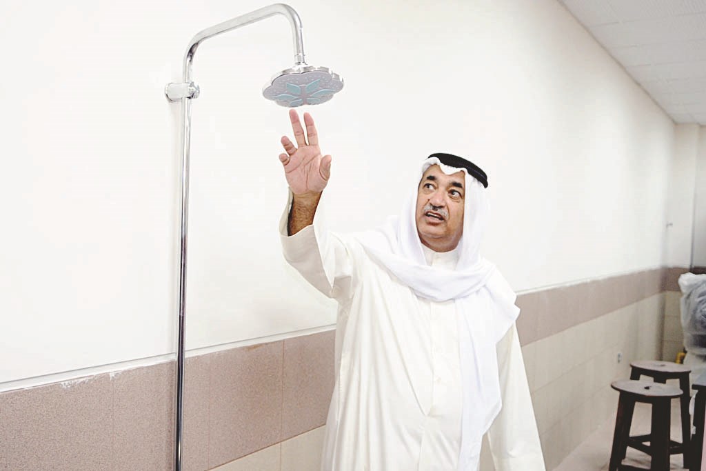 ... والتجهيزات