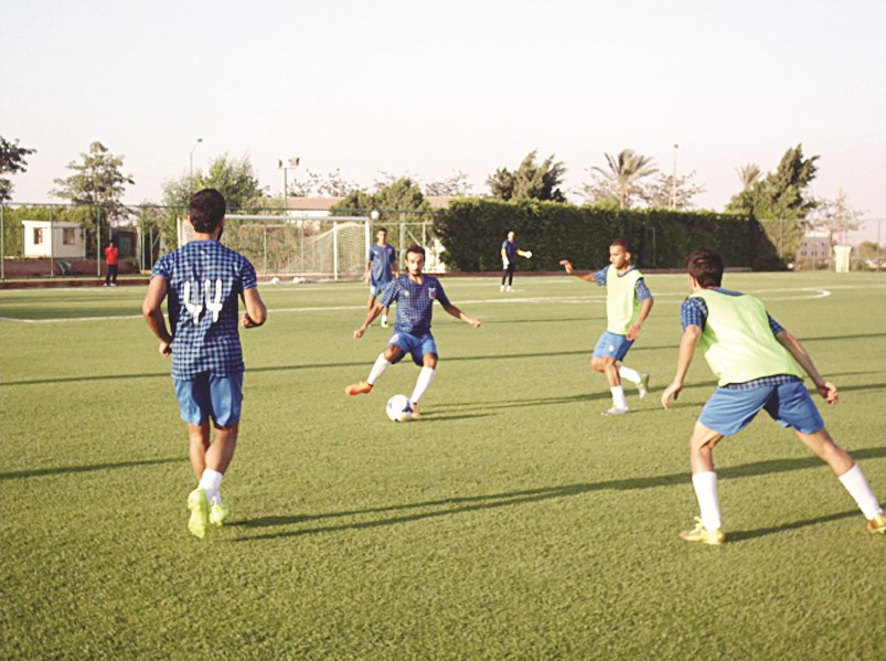 جانب من تدريبات لاعبي الكويت («الراي» خاص)