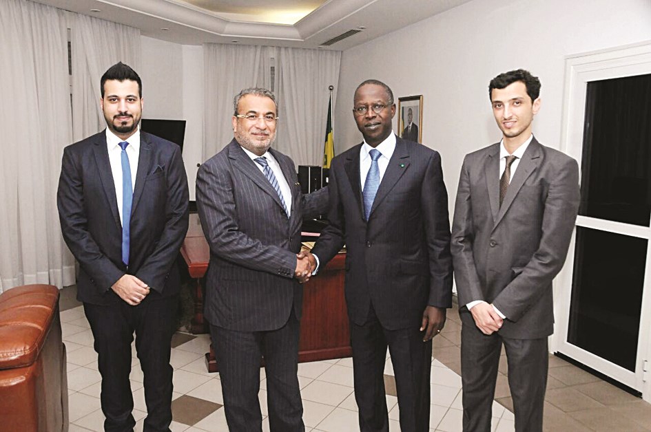 u0631u0626u064au0633 u0648u0632u0631u0627u0621 u0627u0644u0633u0646u063au0627u0644 u0645u0633u062au0642u0628u0644u0627u064b u0627u0644u0633u0641u064au0631 u062eu0644u0641