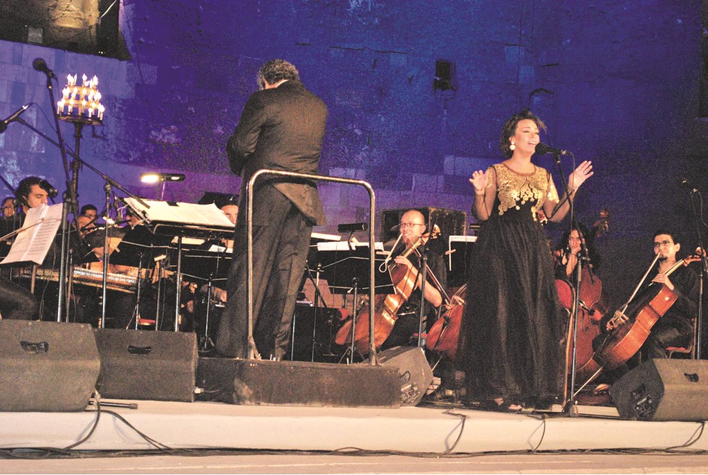 مروة ناجي تشدو في الافتتاح