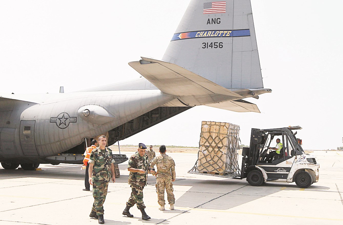 u0637u0627u0626u0631u0629 u0639u0633u0643u0631u064au0629 u0623u0645u064au0631u0643u064au0629 u062au0641u0631u063a u0630u062eu0627u0626u0631 u0644u0644u062cu064au0634 u0627u0644u0644u0628u0646u0627u0646u064a u0641u064a u0645u0637u0627u0631 u0628u064au0631u0648u062a u0623u0645u0633 (u062f u0628 u0623)