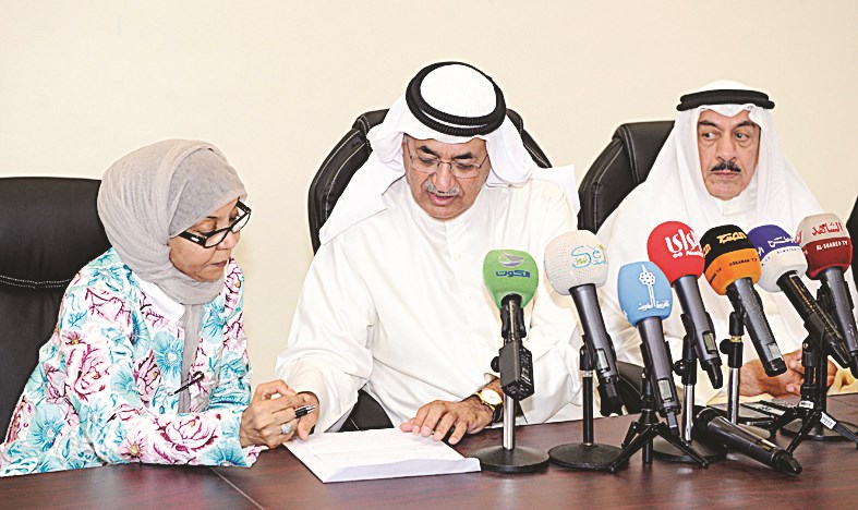 المدعج يعتمد مكافآت الأعمال الممتازة