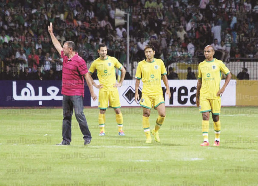 u0645u062du0645u0648u062f u0627u0644u062eu0637u064au0628 u064au062du064au064a u0627u0644u062cu0645u0627u0647u064au0631 u0642u0628u0644 u0628u062fu0621 u0644u0642u0627u0621 u0627u0644u0627u062au062du0627u062f u0627u0644u0633u0643u0646u062fu0631u064a u0645u0639 u0633u0628u0648u0631u062au0646u063a u0644u0634u0628u0648u0646u0629