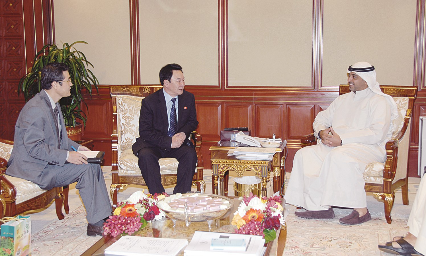 ... والسفير الكوري