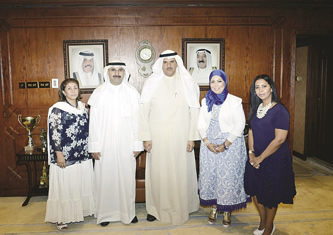 ... ومتوسطا اعضاء الجمعية الخليجية للاعاقة