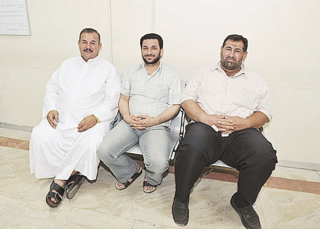 وافدون يلبون نداء التبرع