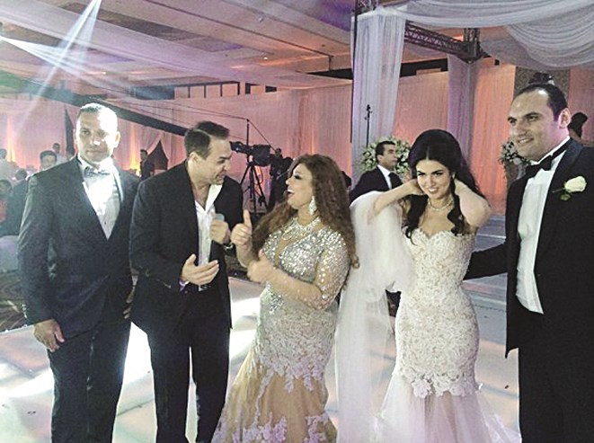 u0641u064au0641u064a u0639u0628u062fu0647 u062au062au0644u0642u0649 u0627u0644u062au0647u0646u0626u0629 u0645u0646 u062du0643u064au0645