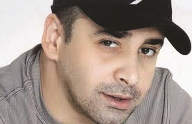 كريم عبد العزيز