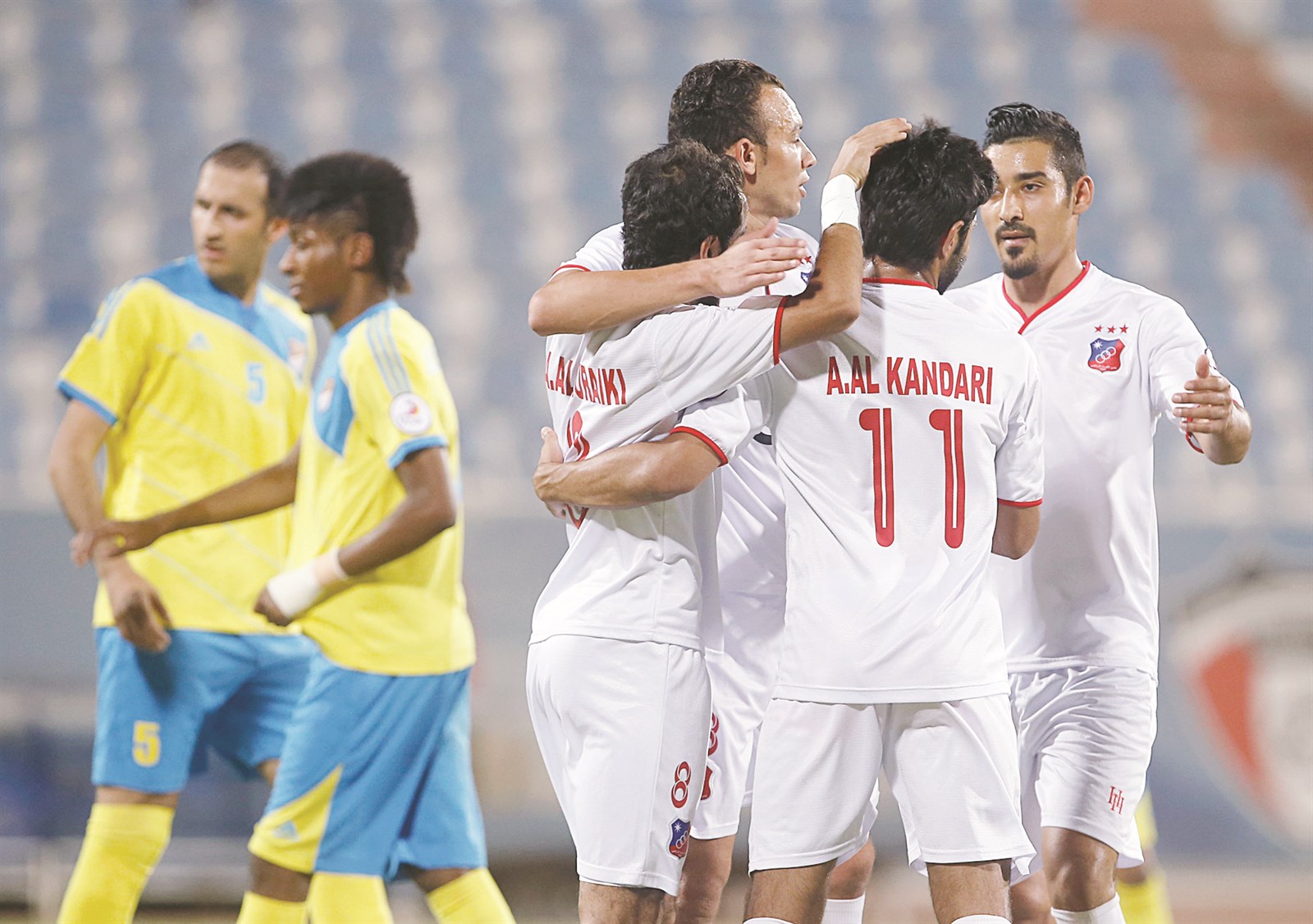 u0644u0627u0639u0628u0648 u0627u0644u0643u0648u064au062a u064au062du062au0641u0644u0648u0646 u0628u062au0633u062cu064au0644 u0627u0644u0647u062fu0641 u0627u0644u062bu0627u0644u062b u0648u0627u062bu0627u0631 u0627u0644u0647u0632u064au0645u0629 u0639u0644u0649 u0644u0627u0639u0628u064a u0627u0644u0633u0627u062du0644 (u0627u0644u0623u0632u0631u0642 u062fu0648u062a u0643u0648u0645)