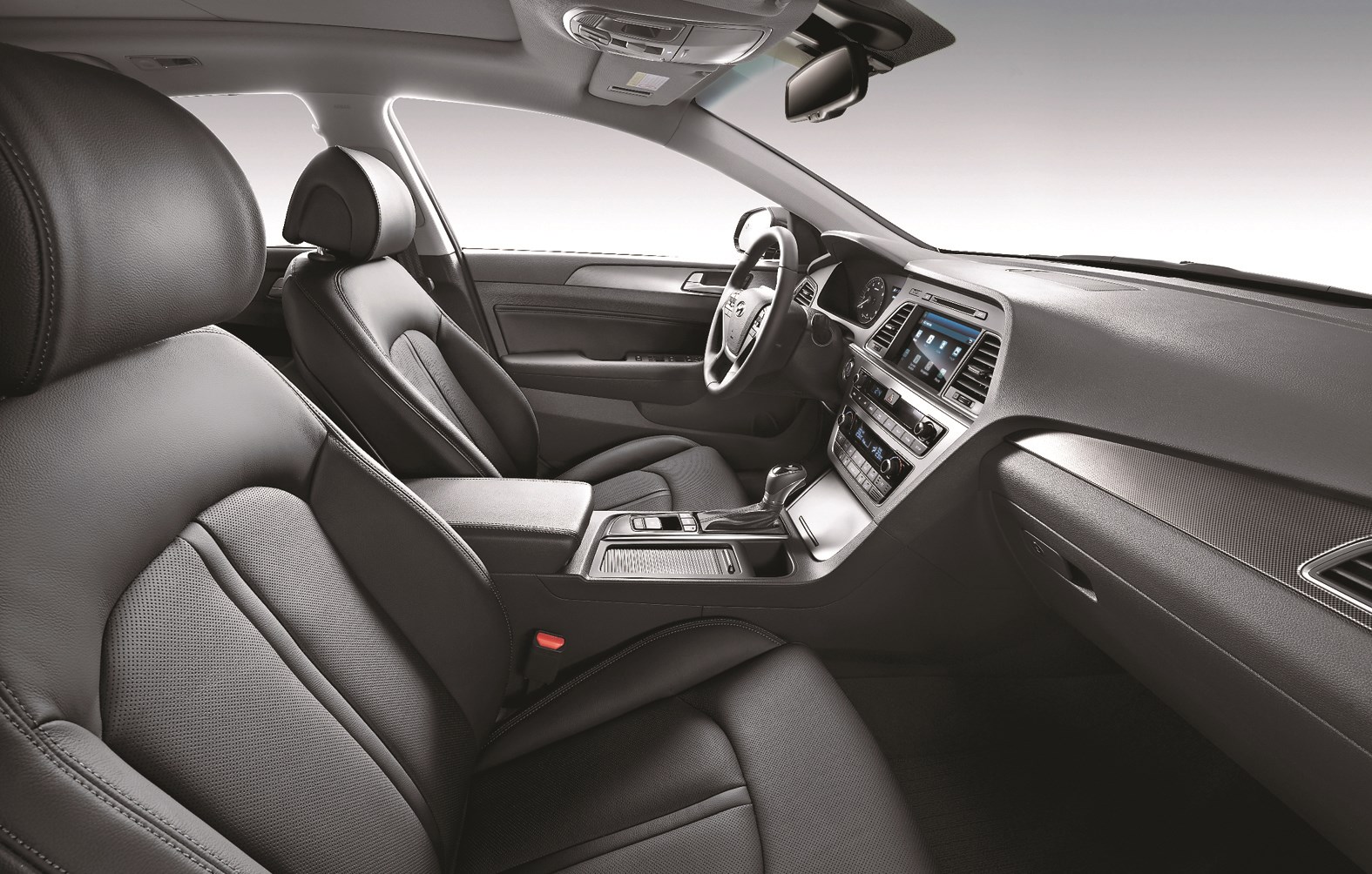 راحة ورفاهية داخل المقصورة