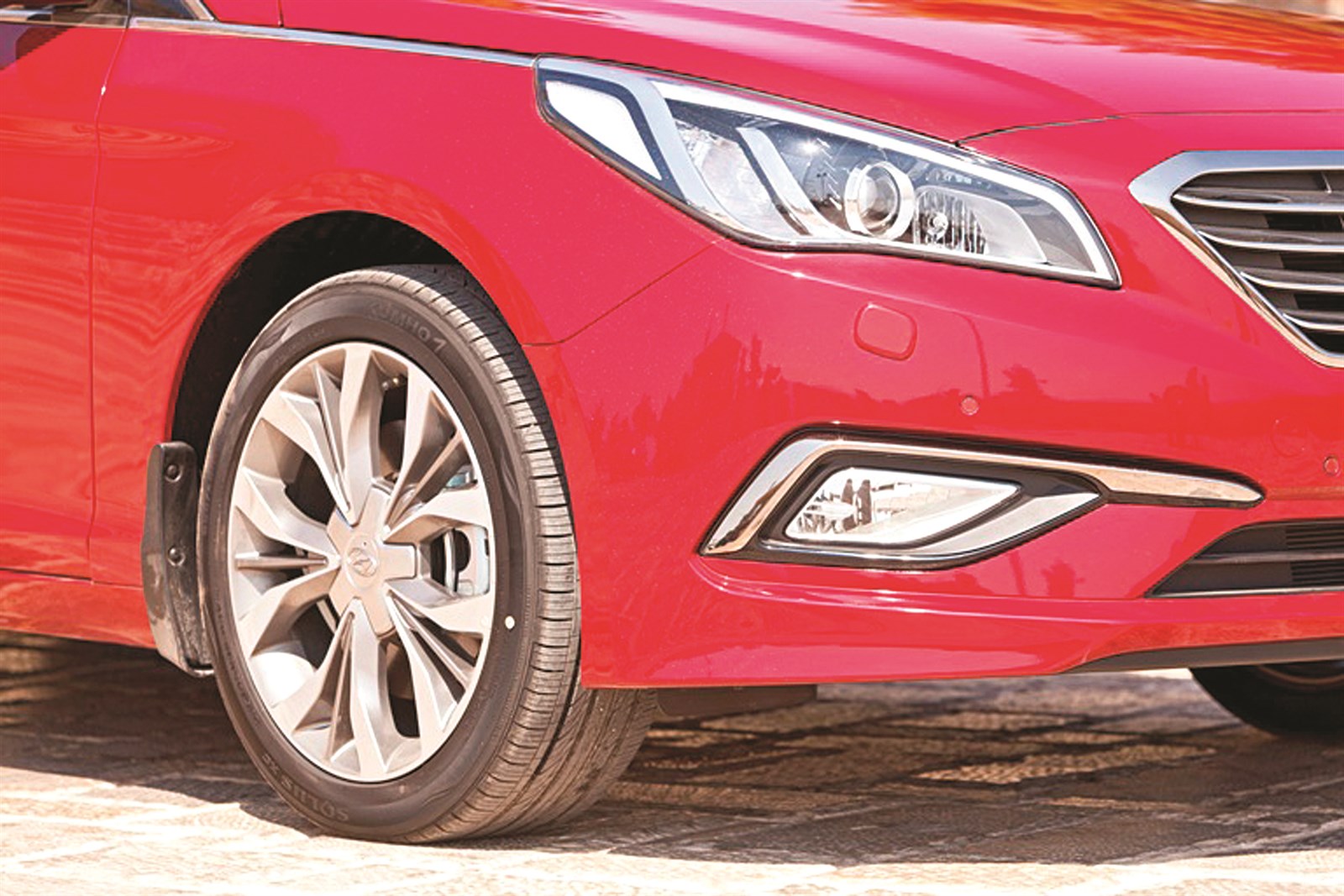 تصميم مميز وإضاءة متطورة