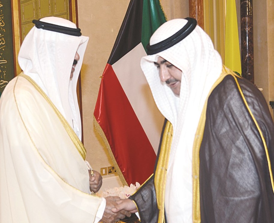 ... وأنس الرشيد