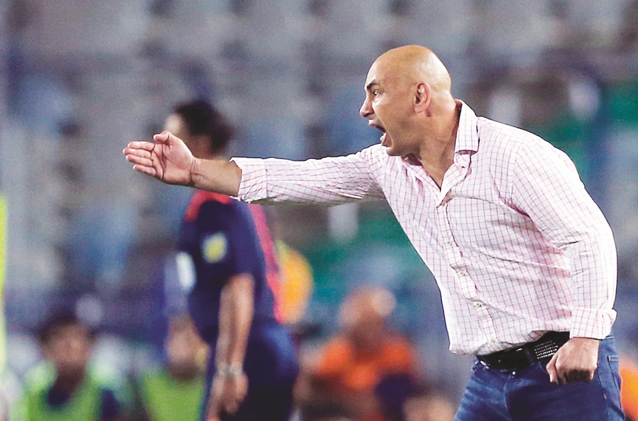 u062du0633u0627u0645 u062du0633u0646 u064au0648u062cu0647 u0644u0627u0639u0628u064au0647