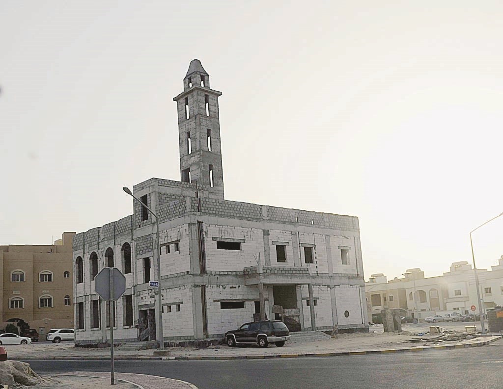 مسجد قائم على ... دوار!