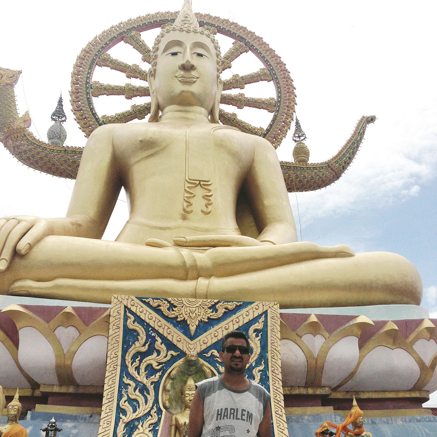 u0627u0644u0632u0645u064au0644 u0645u0646u0635u0648u0631 u0627u0644u0634u0645u0631u064a u0623u0645u0627u0645 u0645u062cu0633u0645 u0641u064a u0623u062du062f u0627u0644u0645u0639u0627u0628u062f