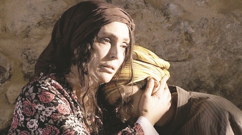 في مشهد من مسلسل «وأشرقت الشمس»