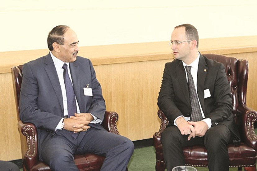 الخالد ووزير الخارجية الالباني