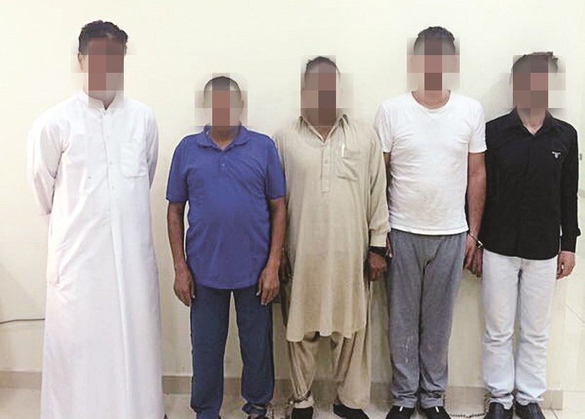 u0627u0644u0645u062au0647u0645u0648u0646 u0627u0644u062eu0645u0633u0629 u0641u064a u0642u0636u064au0629 u0627u0644u0644u062du0648u0645 u0627u0644u0641u0627u0633u062fu0629