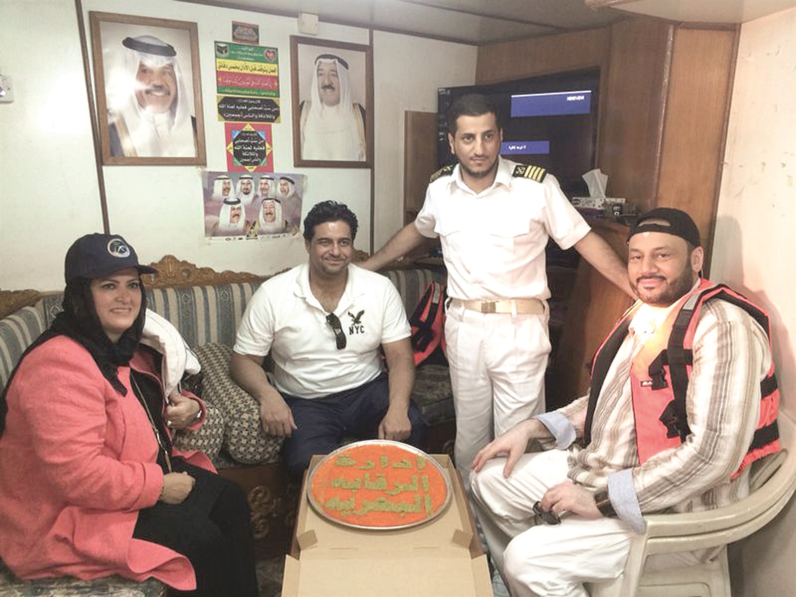 حلويات من إعداد المهندس عثمان الكندري احتفالا بزيارة الخليل