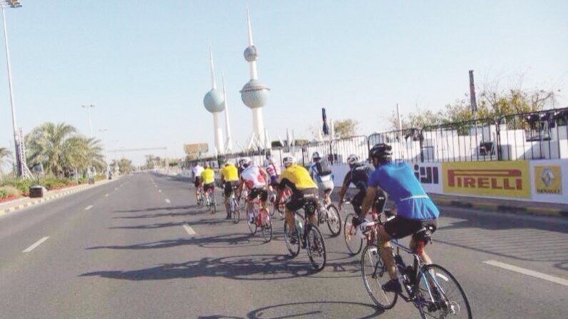 «الداخلية» تمنع الجولات على شارع الخليج