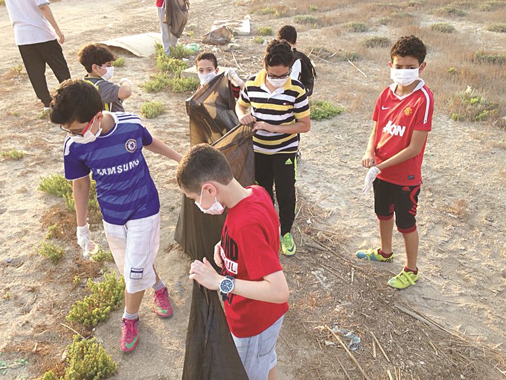 u0627u0644u0623u0637u0641u0627u0644 u0648u0627u0644u0643u0628u0627u0631 u062du0631u0635u0648u0627 u0639u0644u0649 u0627u0644u0645u0634u0627u0631u0643u0629 u0641u064a u0627u0644u062du0645u0644u0629